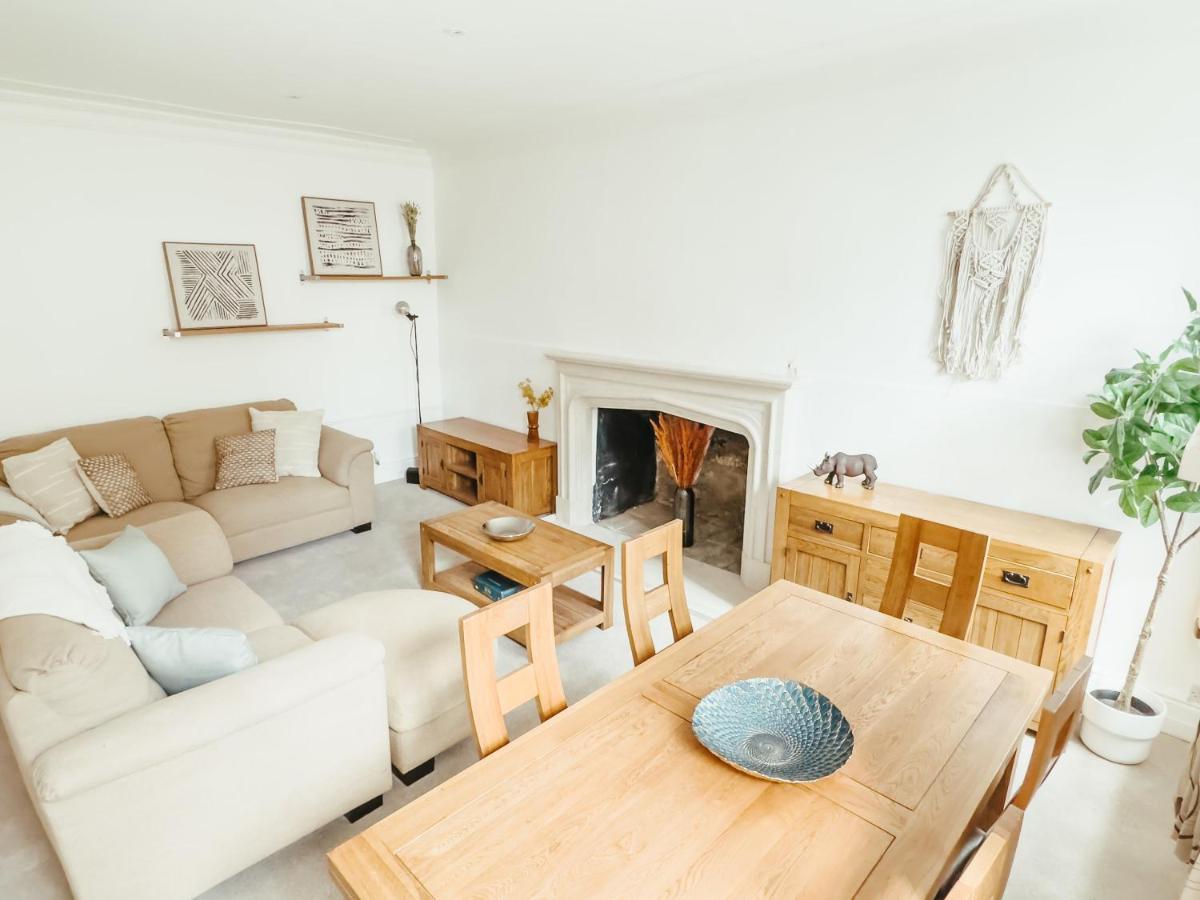 Garden Flat In Period Property Centrally Located Bath Exterior foto
