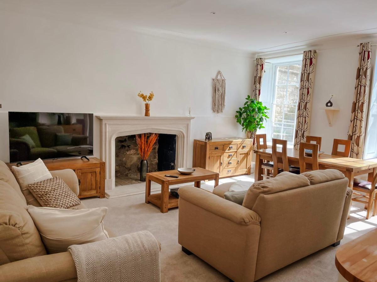 Garden Flat In Period Property Centrally Located Bath Exterior foto