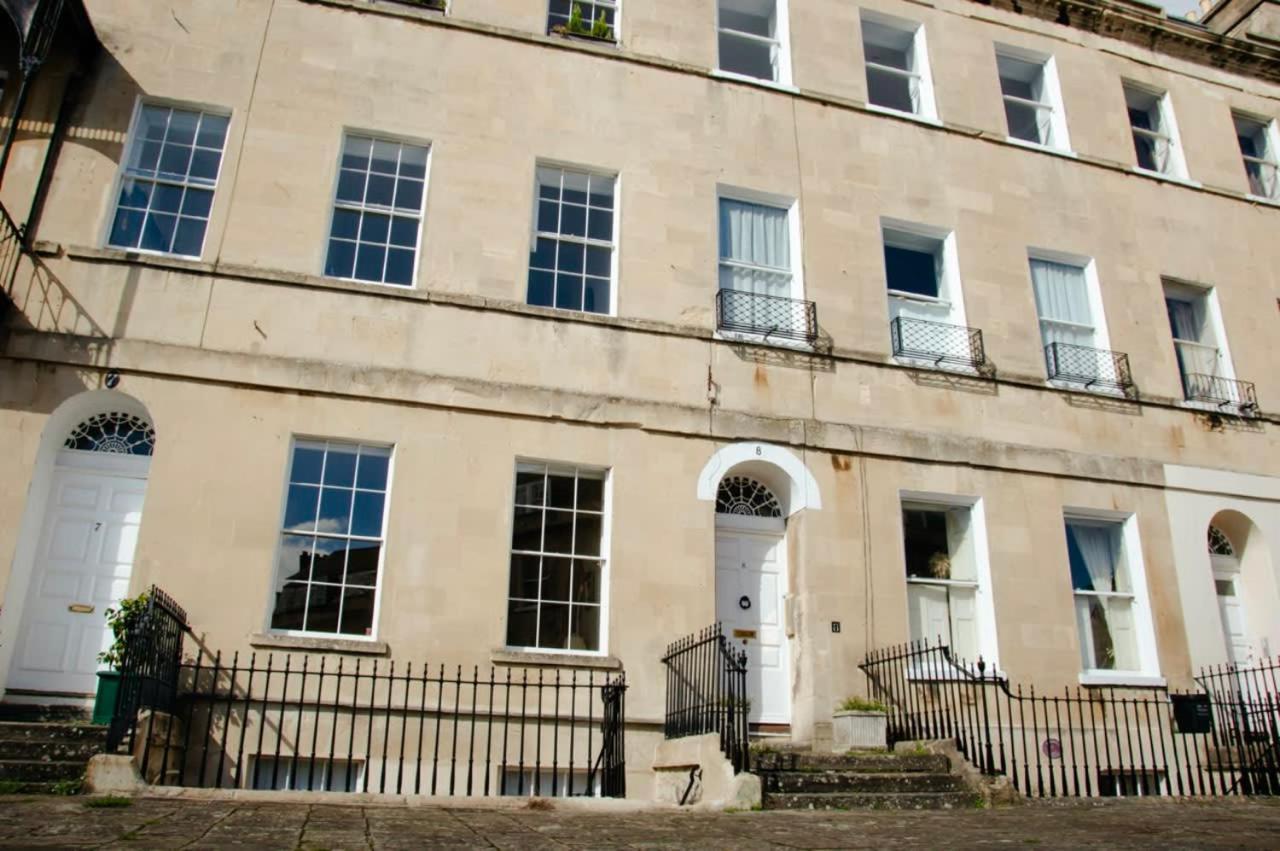 Garden Flat In Period Property Centrally Located Bath Exterior foto